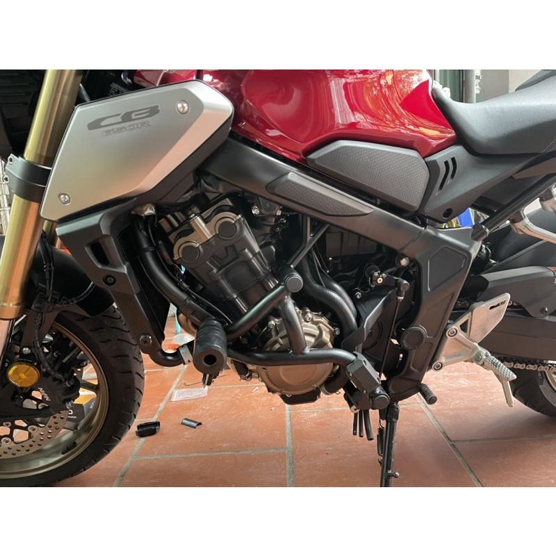 Khung chống đổ đa điểm CB650r kèm gù giảm chấn