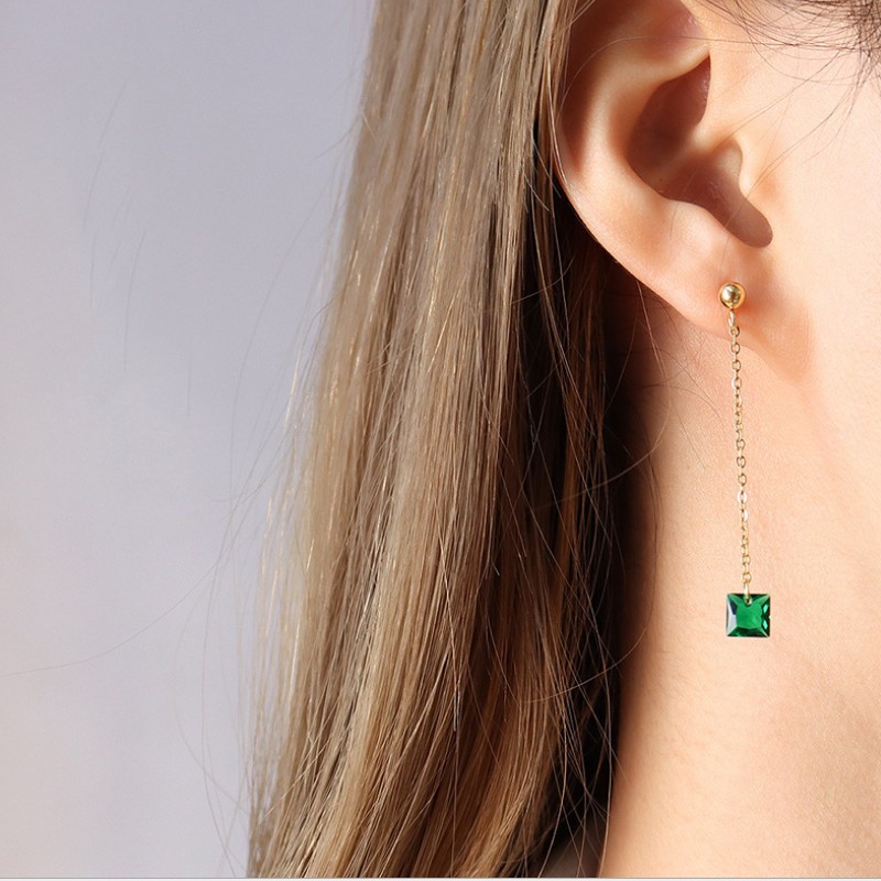 Bông Tai Chuỗi Dài 1 Viên Đá Xanh Lá Thép Titan Ko Rỉ TT 3600