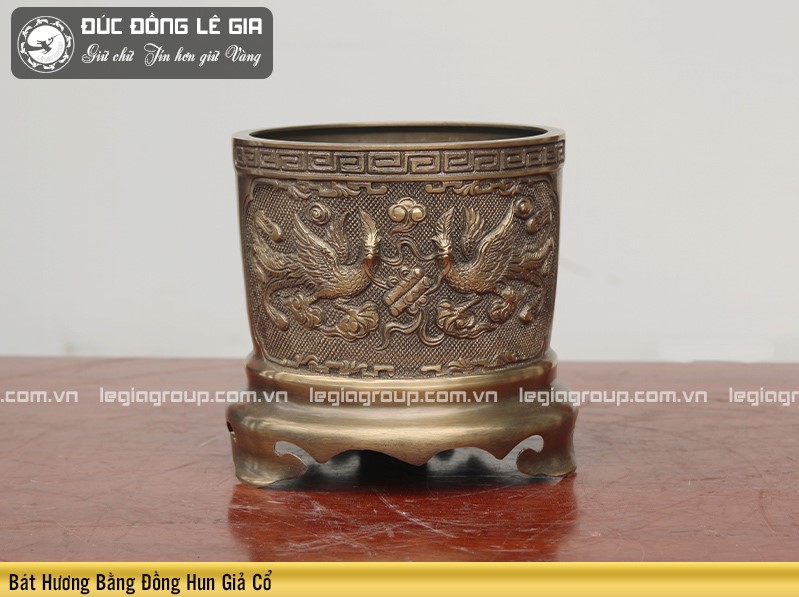 Bát hương bằng đồng hun giả cổ DK 12cm