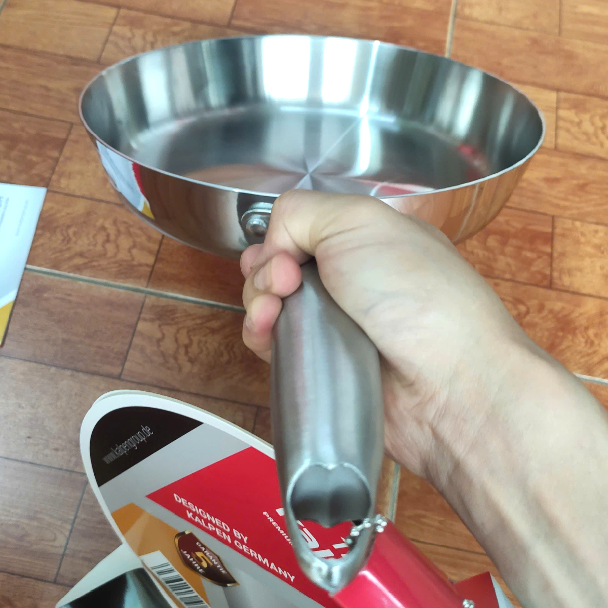 Chảo Inox 304 đúc liền khối 3 lớp Kalpen Luxus size 26cm, bảo hành 5 năm