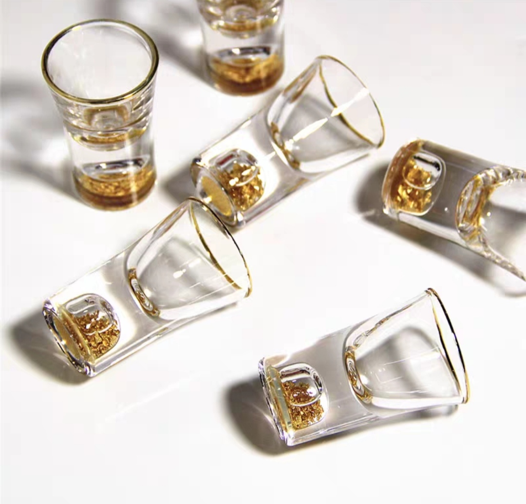 ( Hàng Cao Cấp ) Bộ 6 ly rượu Shot thủy tinh viền mạ vàng chứa vàng tấm cao cấp _ 15ML