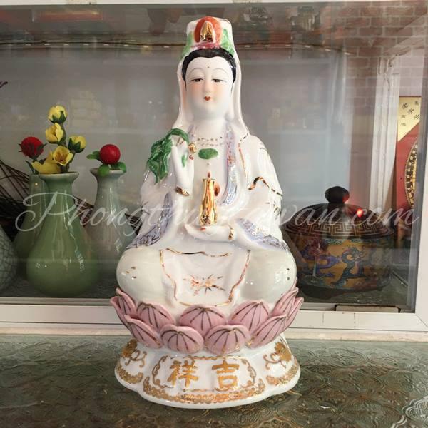 Tượng mẹ Quan Âm tọa sen 20*11cm-áo viền xanh