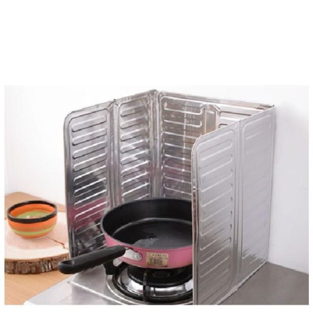 DỤNG CỤ CHẮN VĂNG DẦU MỠ BẢO VỆ BẾP .