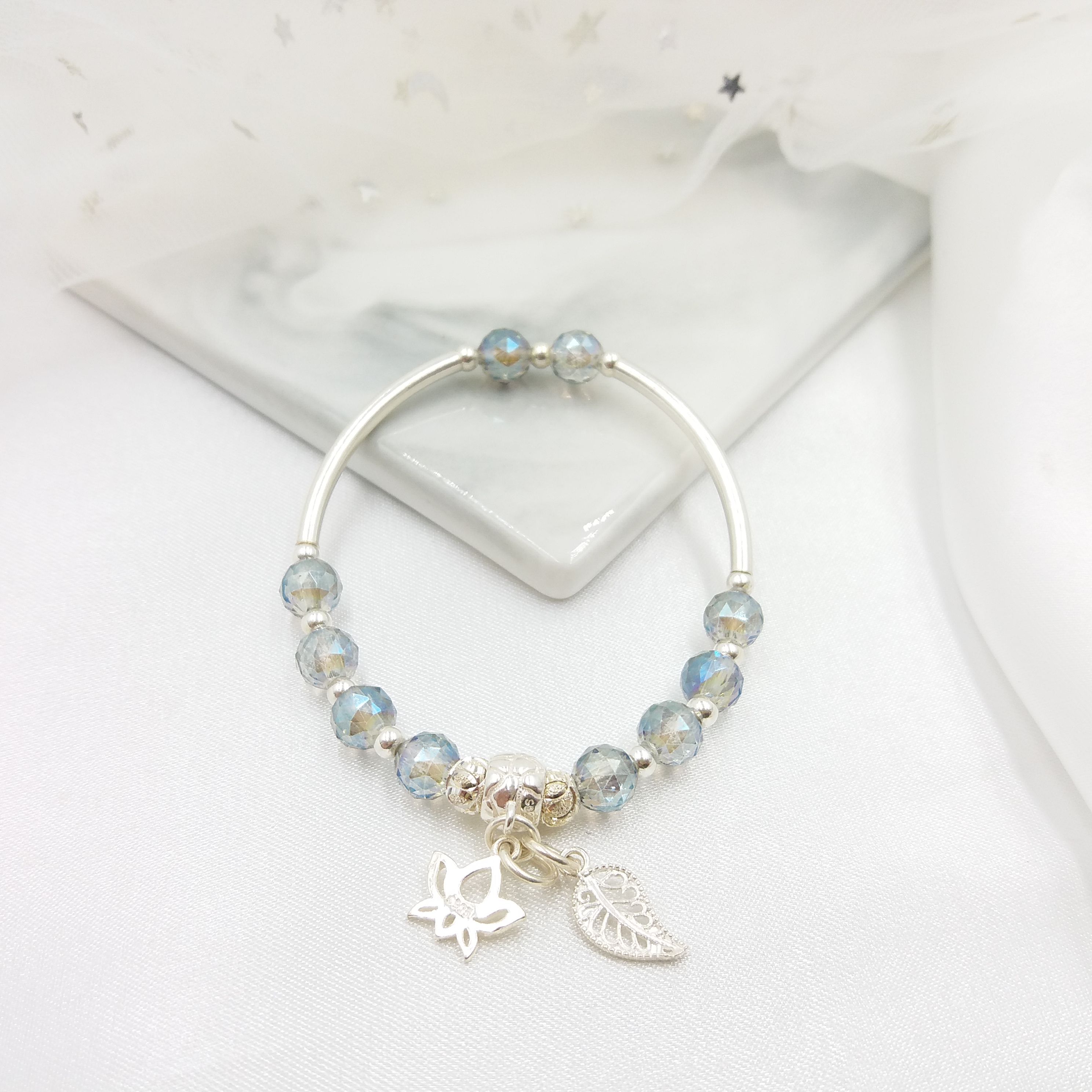 Vòng Tay Thập Lý Đào Hoa Đá Topaz Phối Charm Bạc 925