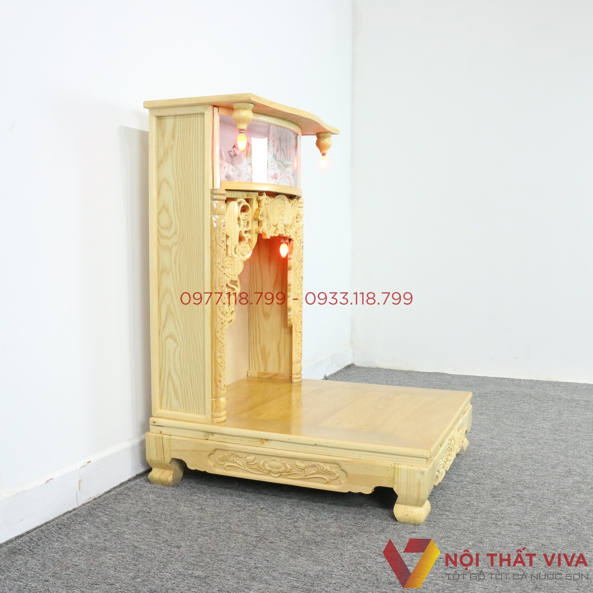 Bàn Thờ Thần Tài Nhỏ Có Đèn Gỗ Sồi Chạm Chữ Hán Đẹp Giá Rẻ