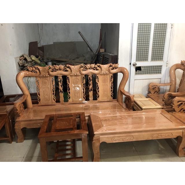 Bàn ghế gỗ sồi phòng khách cổ điển