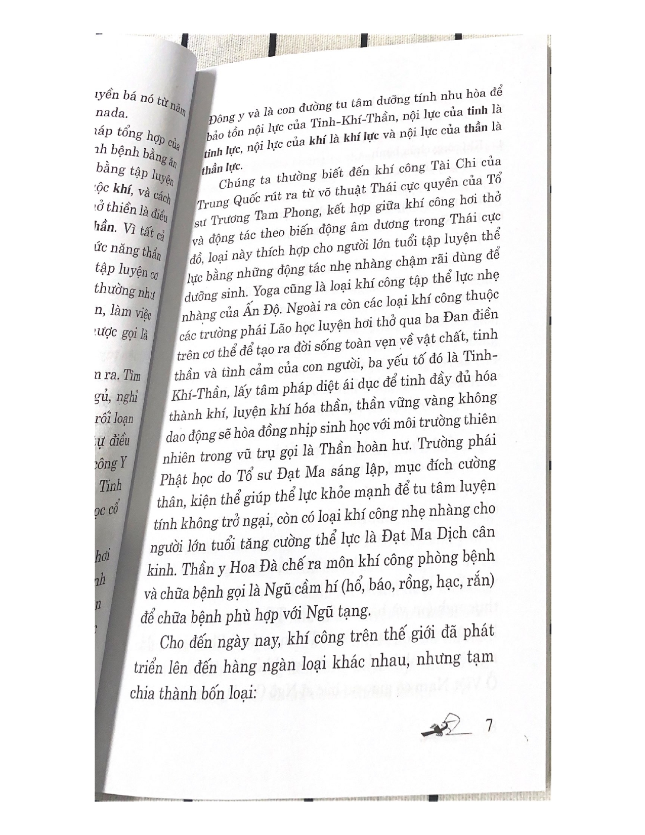 Khí Công Y Đạo - Chữa Bệnh Cao Huyết Áp Và Biến Chứng - Vanlangbooks