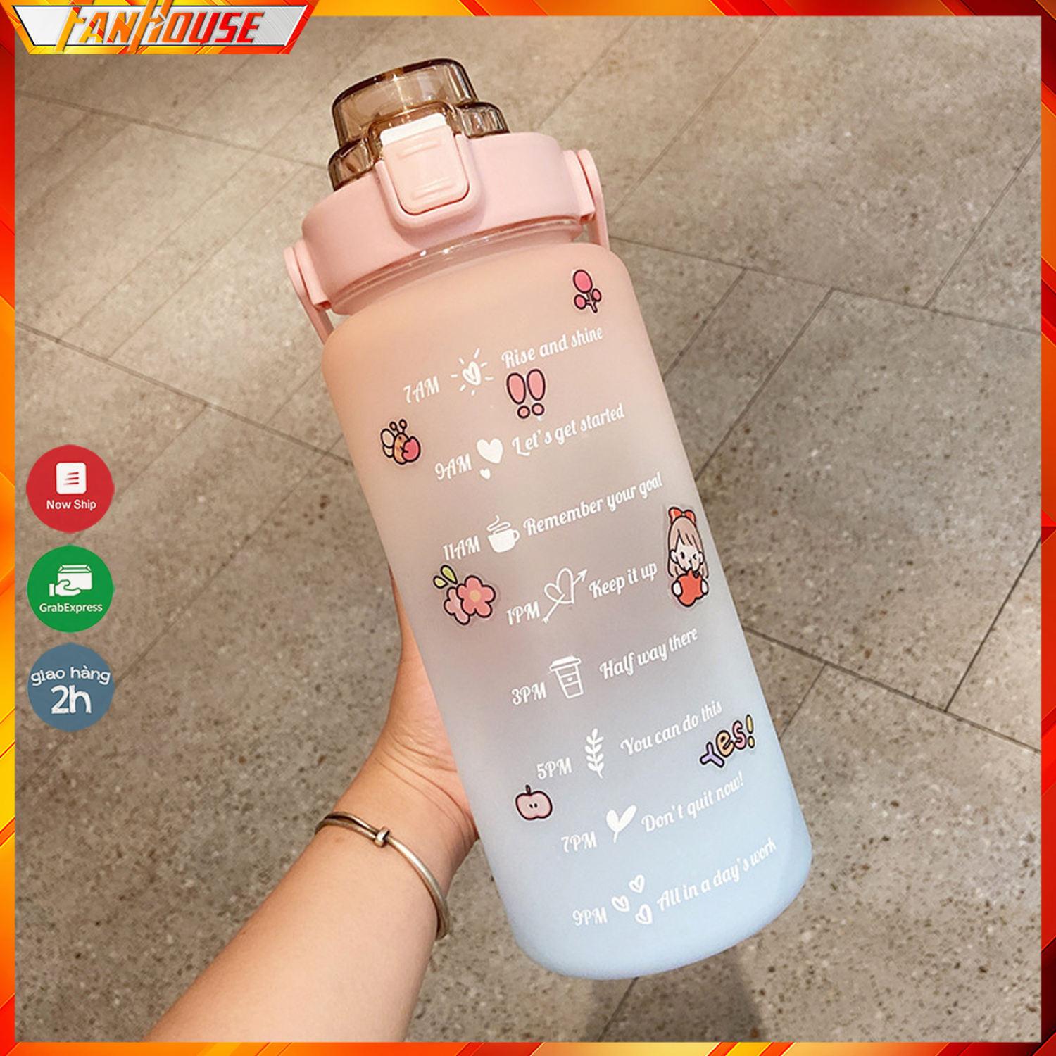 Bình đựng nước 2L dễ thương chia vạch báo giờ nhắc uống nước Fan House tặng Sticker bình nước 2lit có ống hút tiện lợi