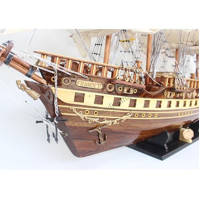 Mô hình tàu thuyền gỗ France II đen 1m