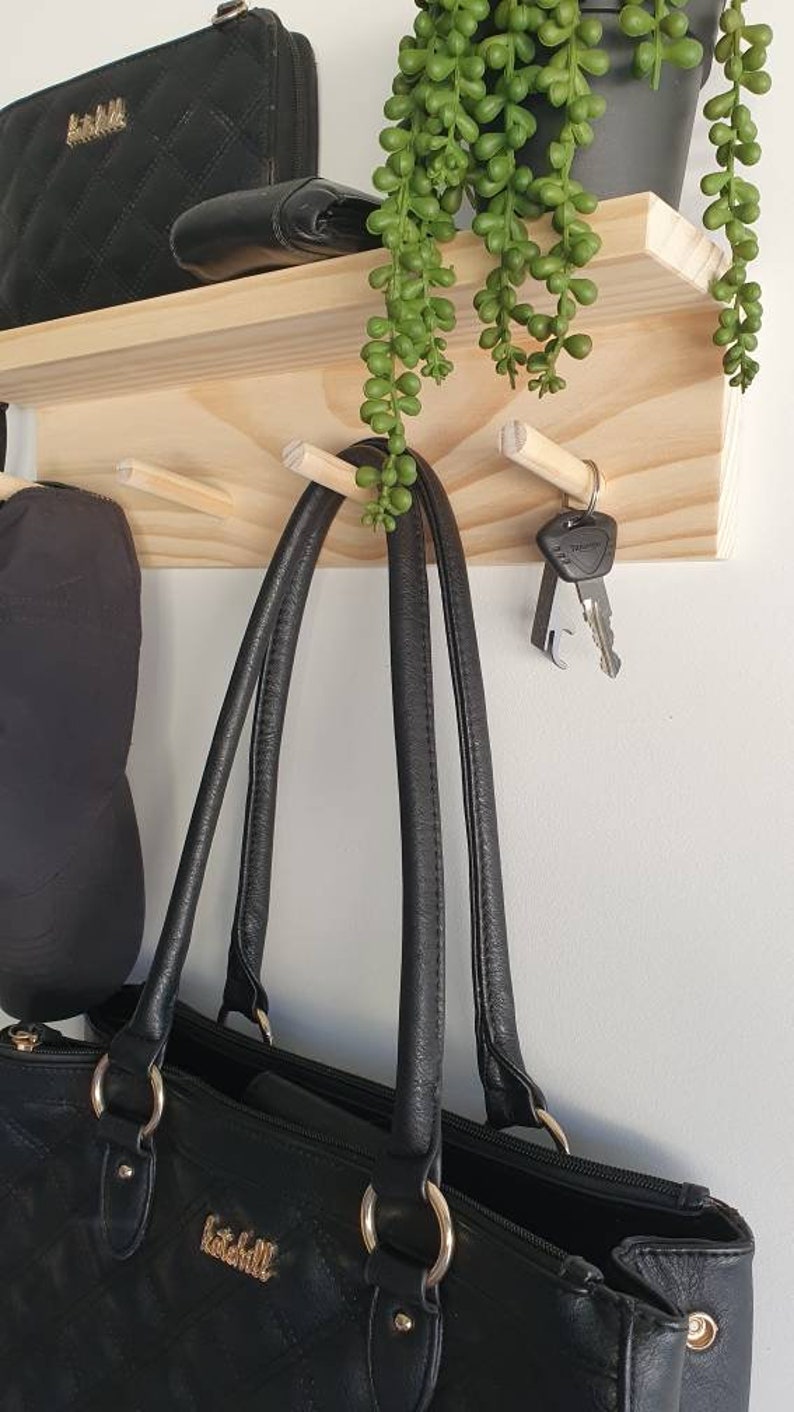 Giá Gỗ Treo Tường Móc Treo quần áo Trang Trí kệ để đồ gỗ thông tự nhiên