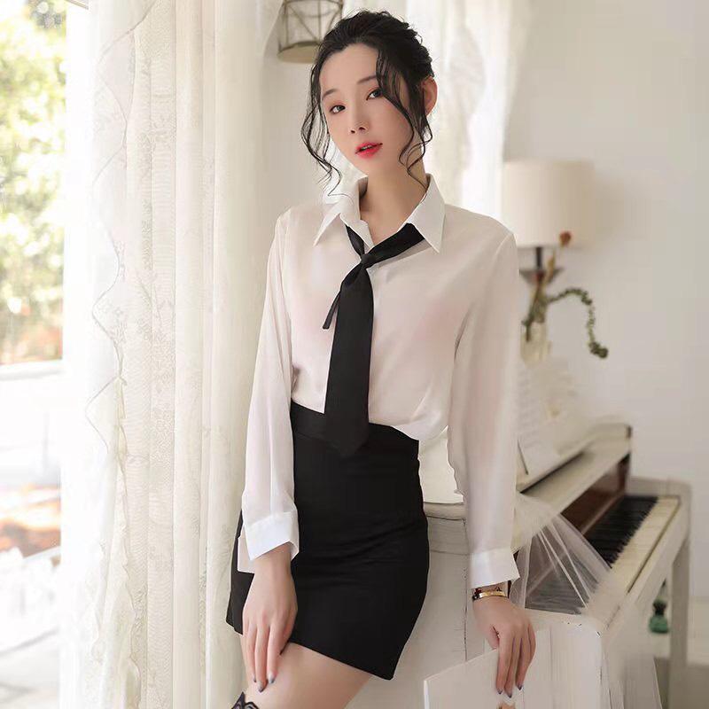 Cosplay thư kí sexy set sơ mi kèm chân váy xẻ quyến rũ
