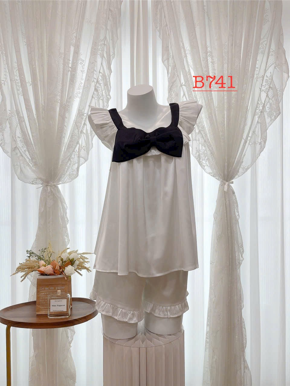 Bộ Đồ Ngủ Lụa B741 Quảng Châu Tiểu Thư Dễ Thương Nơ To