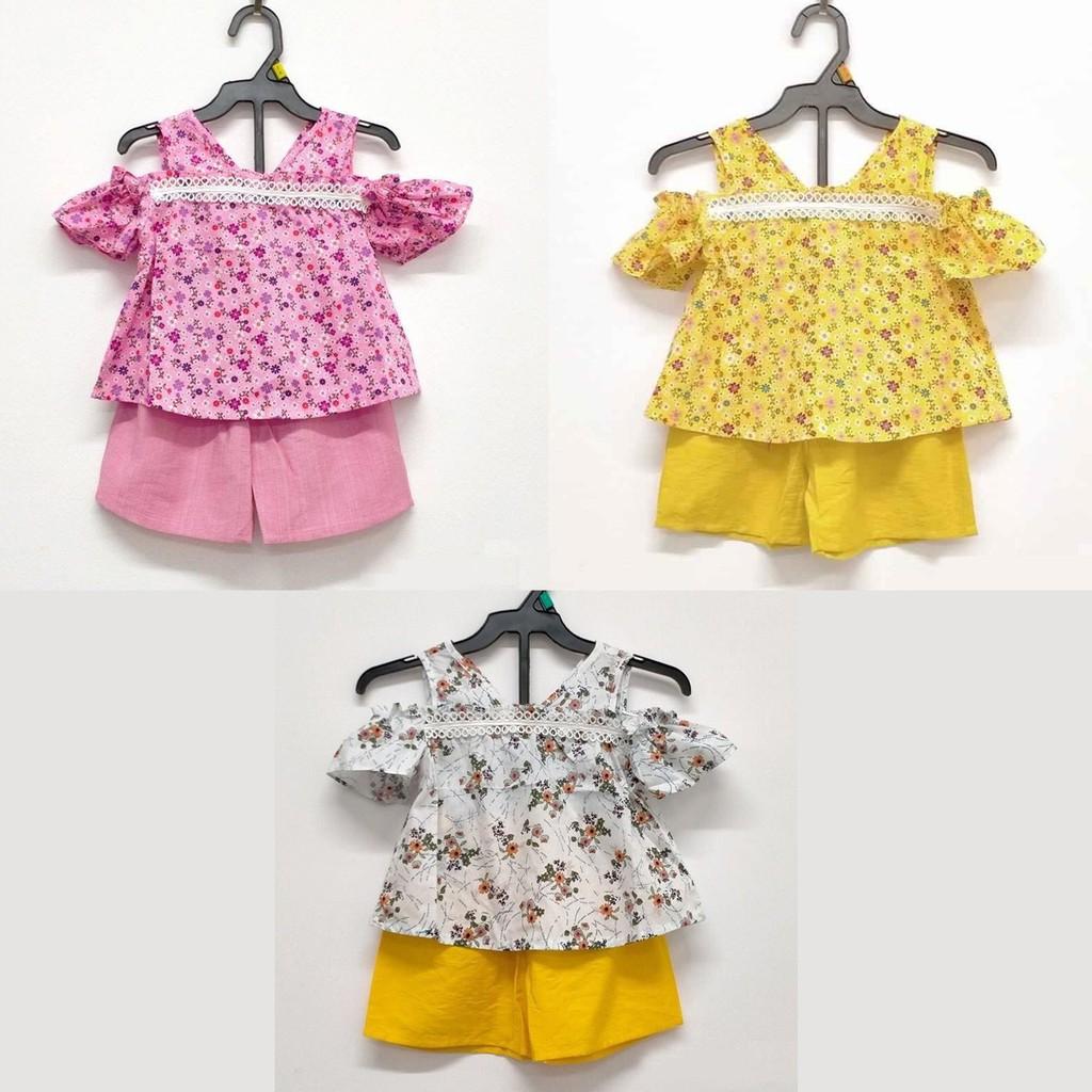 Bộ đồ bé gái trễ vai hoa nhí