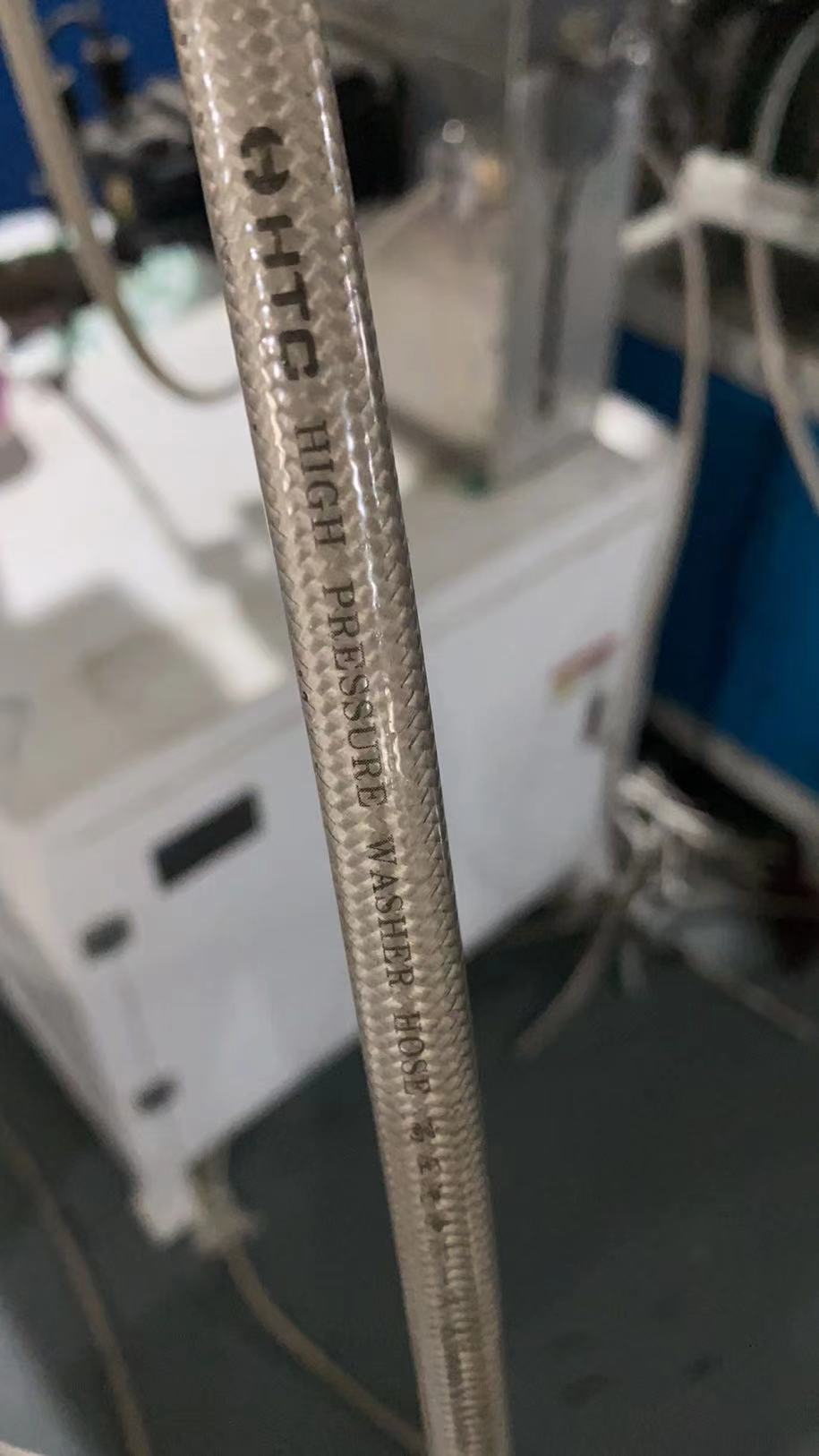 Dây xịt rửa xe HIỆU HTC LOẠI 20M, HTC6511-20W2 từ nhựa PVC-PU áp lực cao 420 bar, ĐK 6.5*11mm, đầu nối ren 1.5x22mm