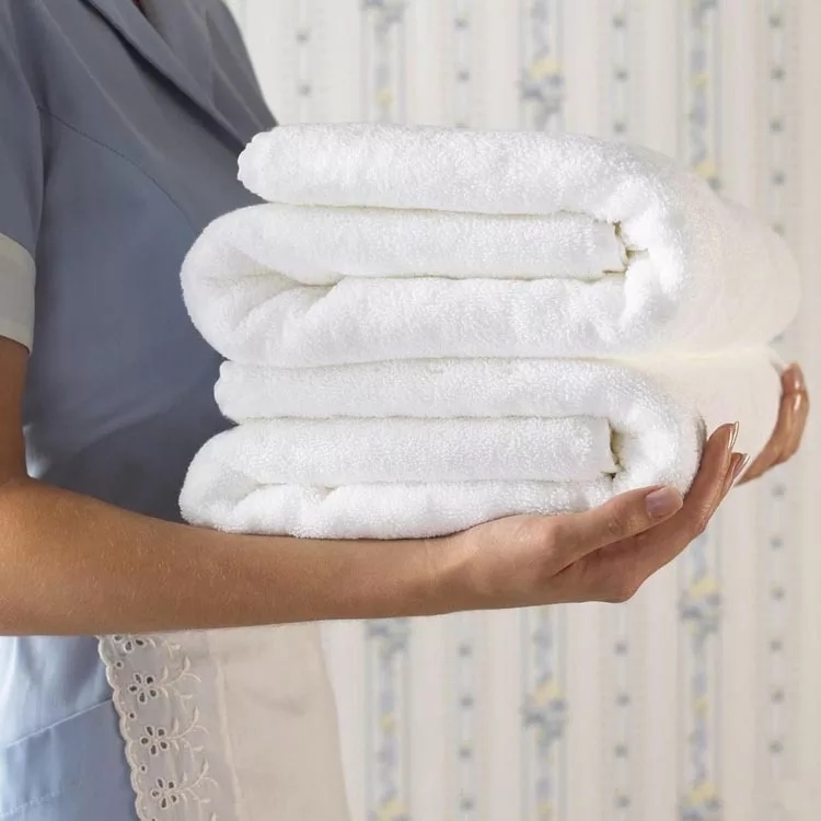 Combo 2 Khăn Tắm Cotton kt 70cm x 140cm trọng lượng 500gram màu trắng