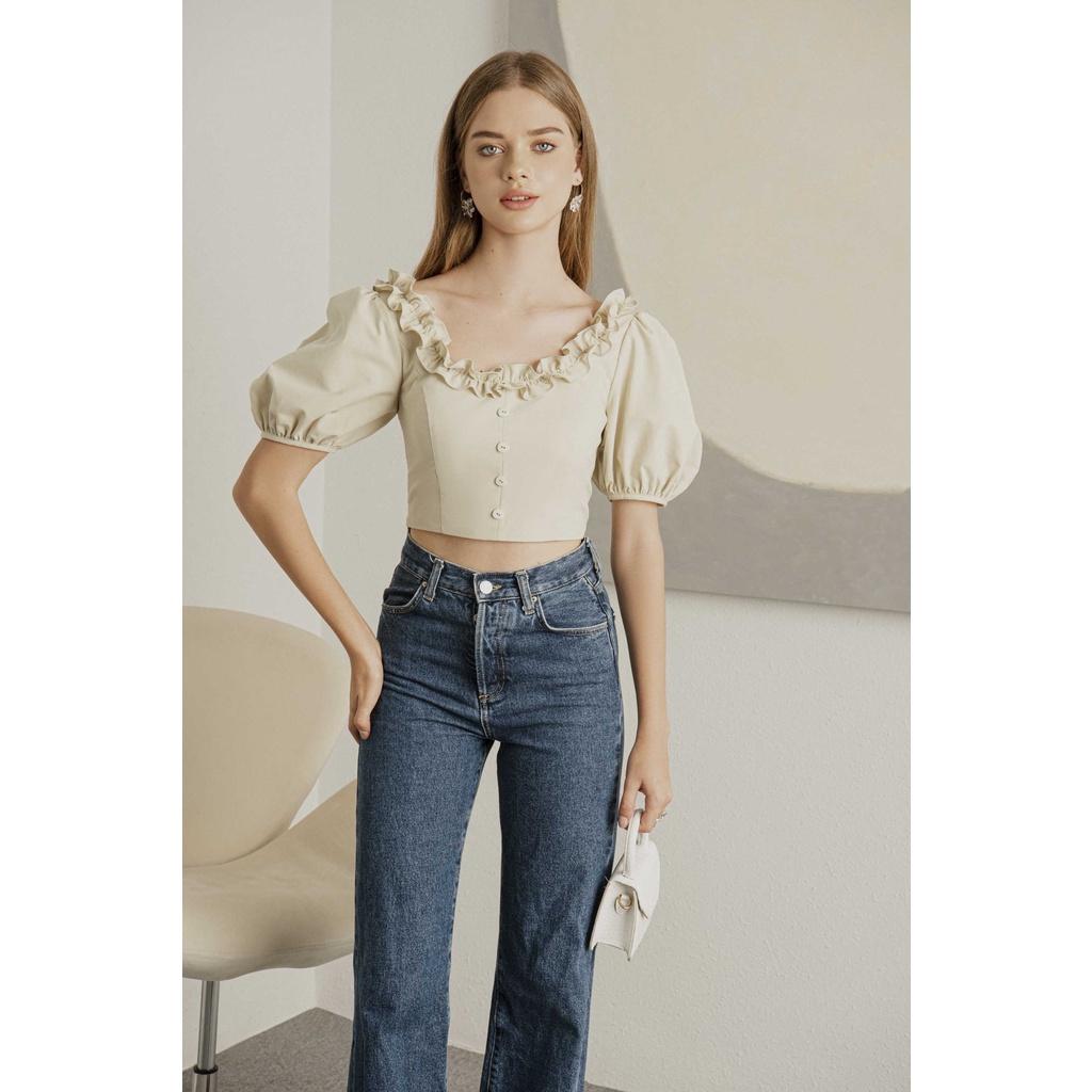 Áo kiểu nữ MARC FASHION croptop tay phồng cổ tròn viền bèo CBNH103022