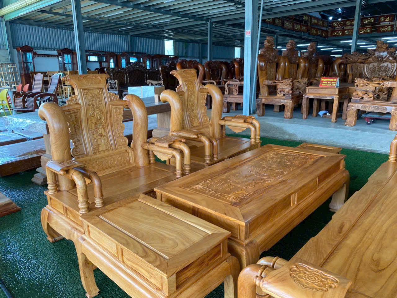 Bộ ghế gỗ Tần Thuỷ Hoàng Juno Sofa gỗ Hương Đá tiện Tay 12 sang trọng