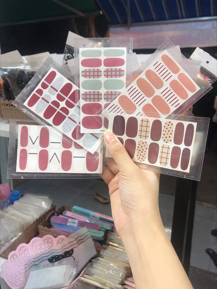 Combo 5 set Sticker dán móng tay trang trí 3D ( Giao mẫu ngẫu nhiên)