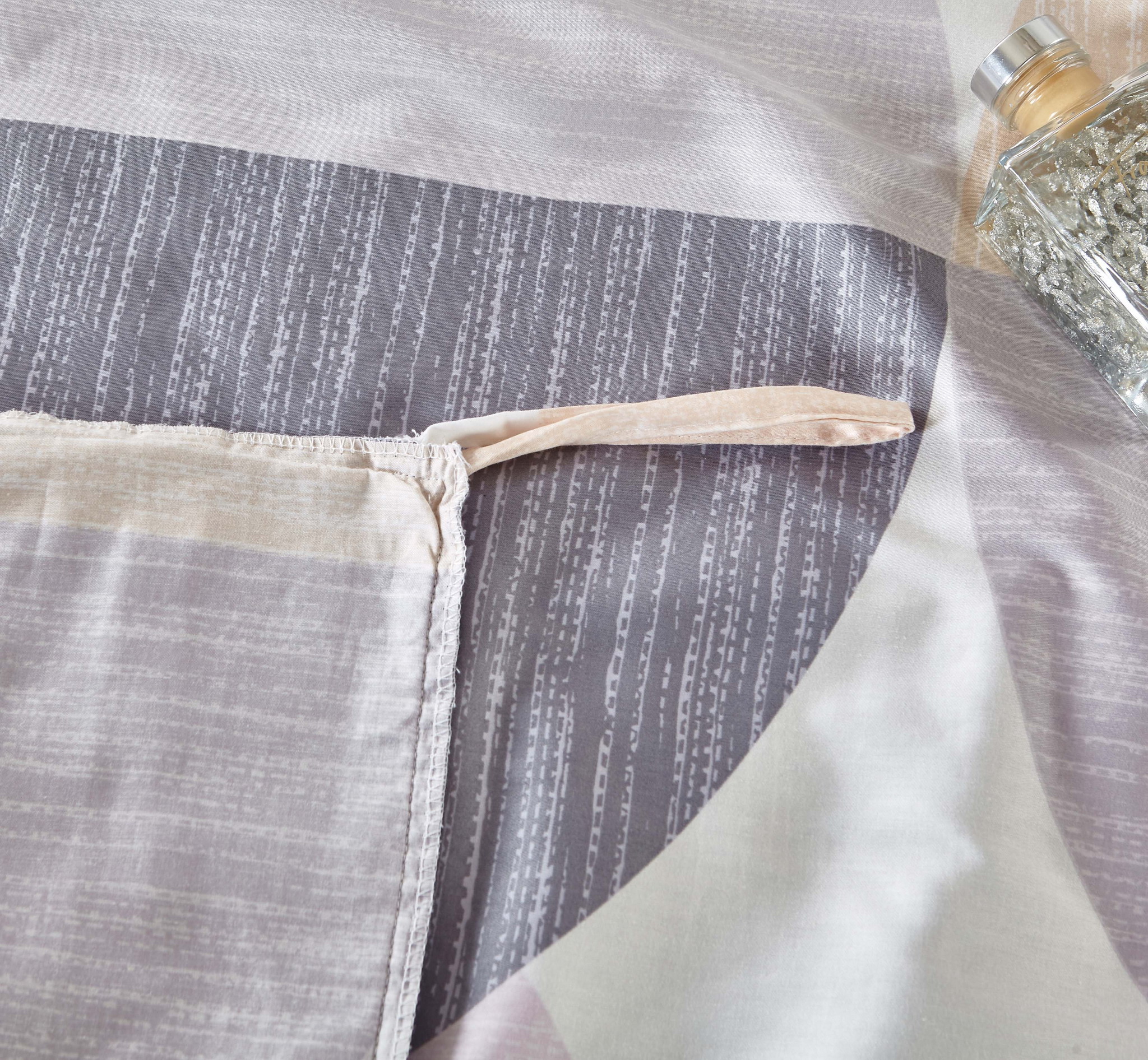 Bộ Ga và Vỏ Gối Akemi Cotton Select Affluence, gồm 5 món
