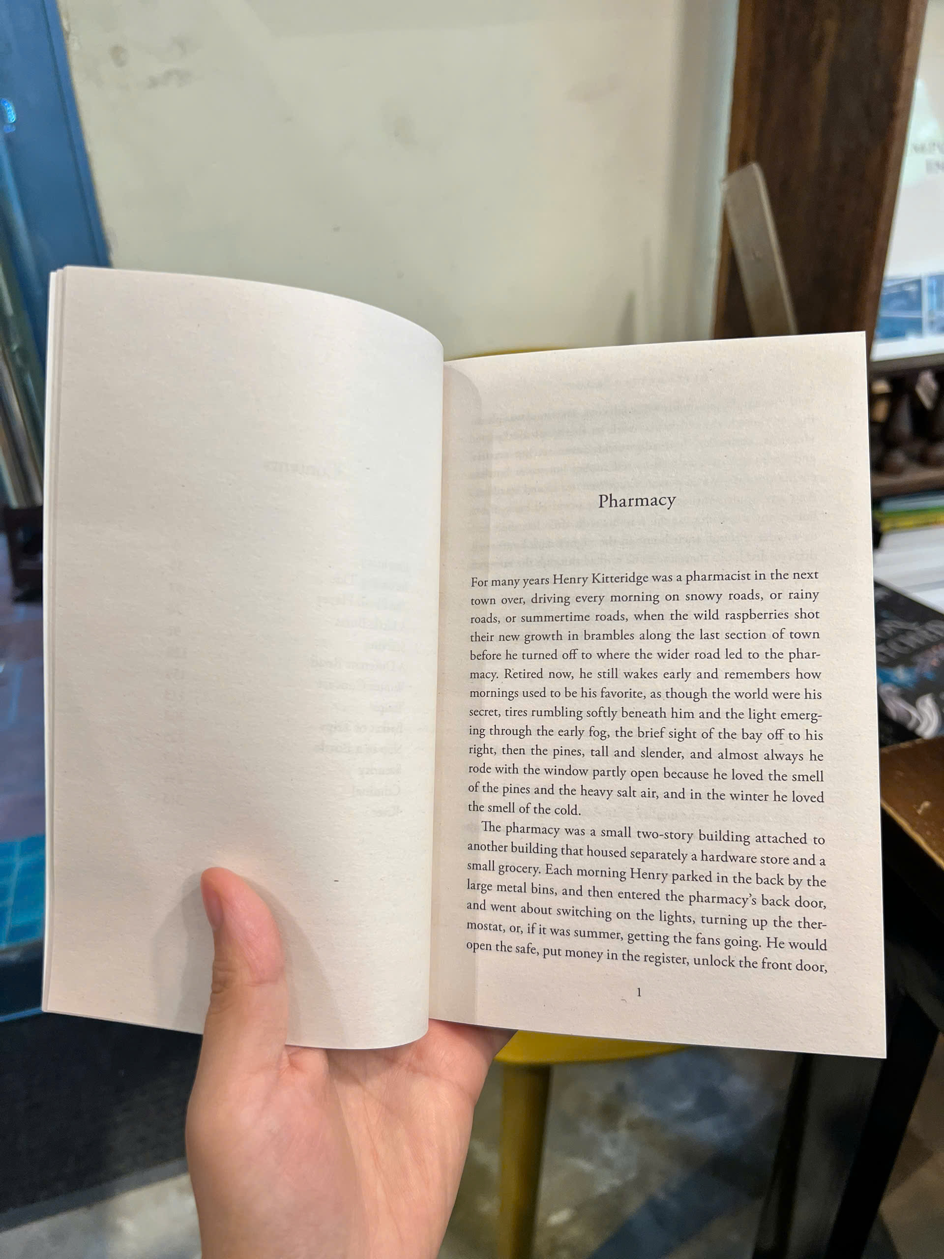 Sách - Olive Kitteridge by Elizabeth Strout | Pulitzer Prize Winner / Short Stories / Ngoại văn