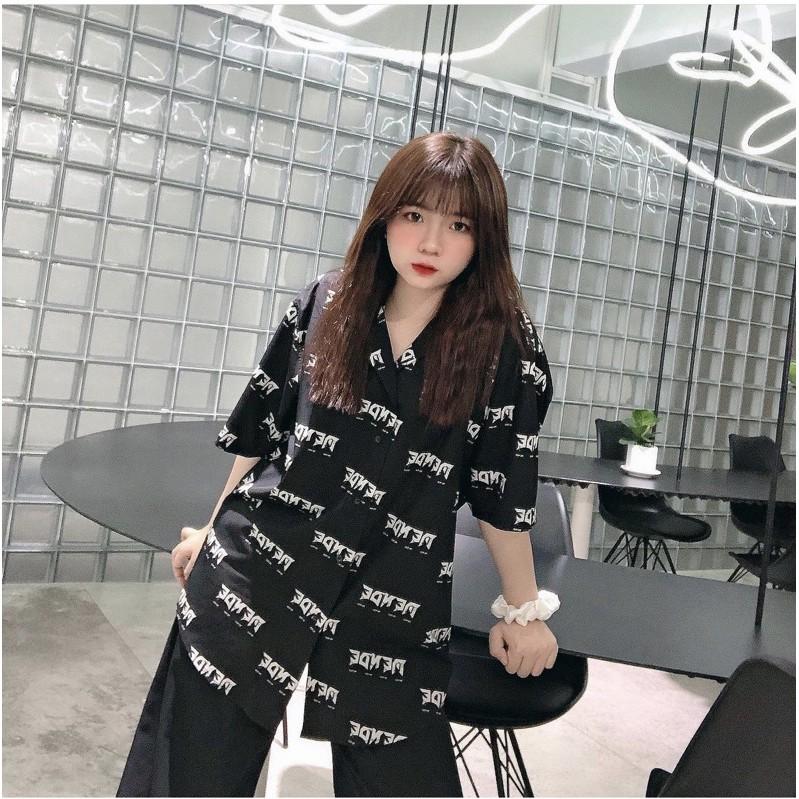 Sơ mi Họa Tiết Chữ MENDE Tay Ngắn Cổ Vest Thời Trang Unisex Vải Lụa Chéo