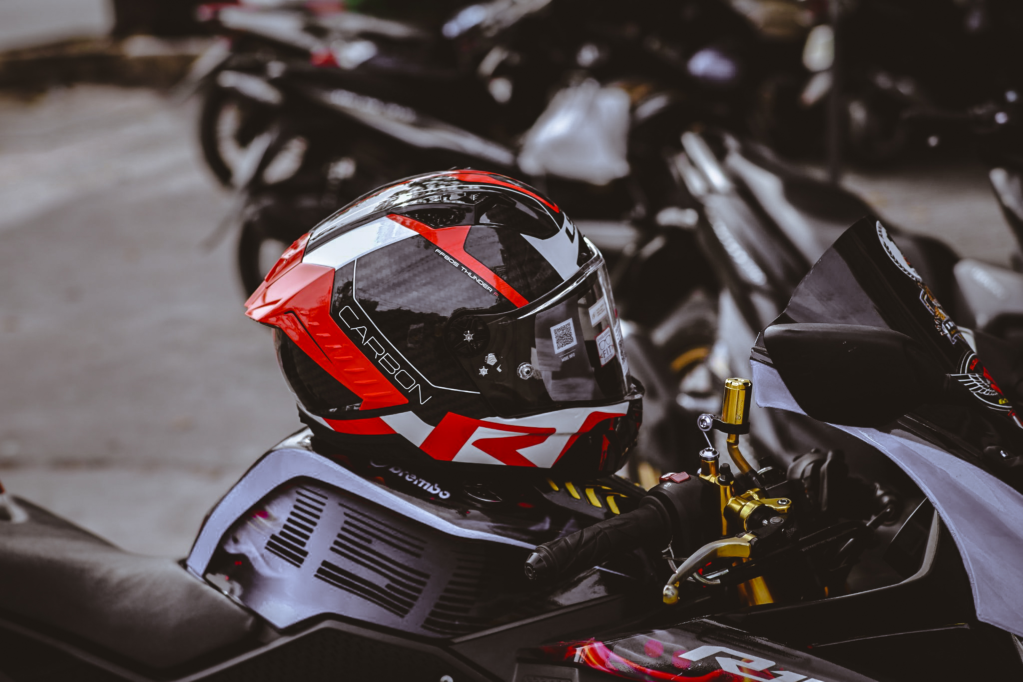 Mũ Bảo Hiểm Fullface Racing LS2 FF805 Thunder Carbon