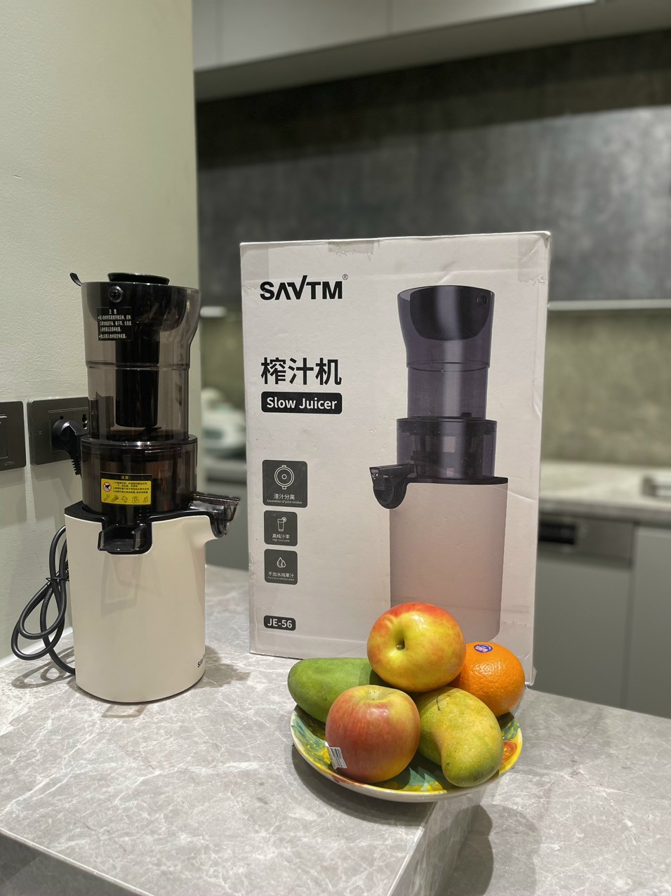 Máy Ép Chậm Nguyên Quả SAVTM JE-46 (Model 2024) Máy Ép Hoa Quả, Máy Ép Trái Cây Cỡ Lớn - Hàng Nhập Khẩu - JE-46 - Màu ngẫu nhiên
