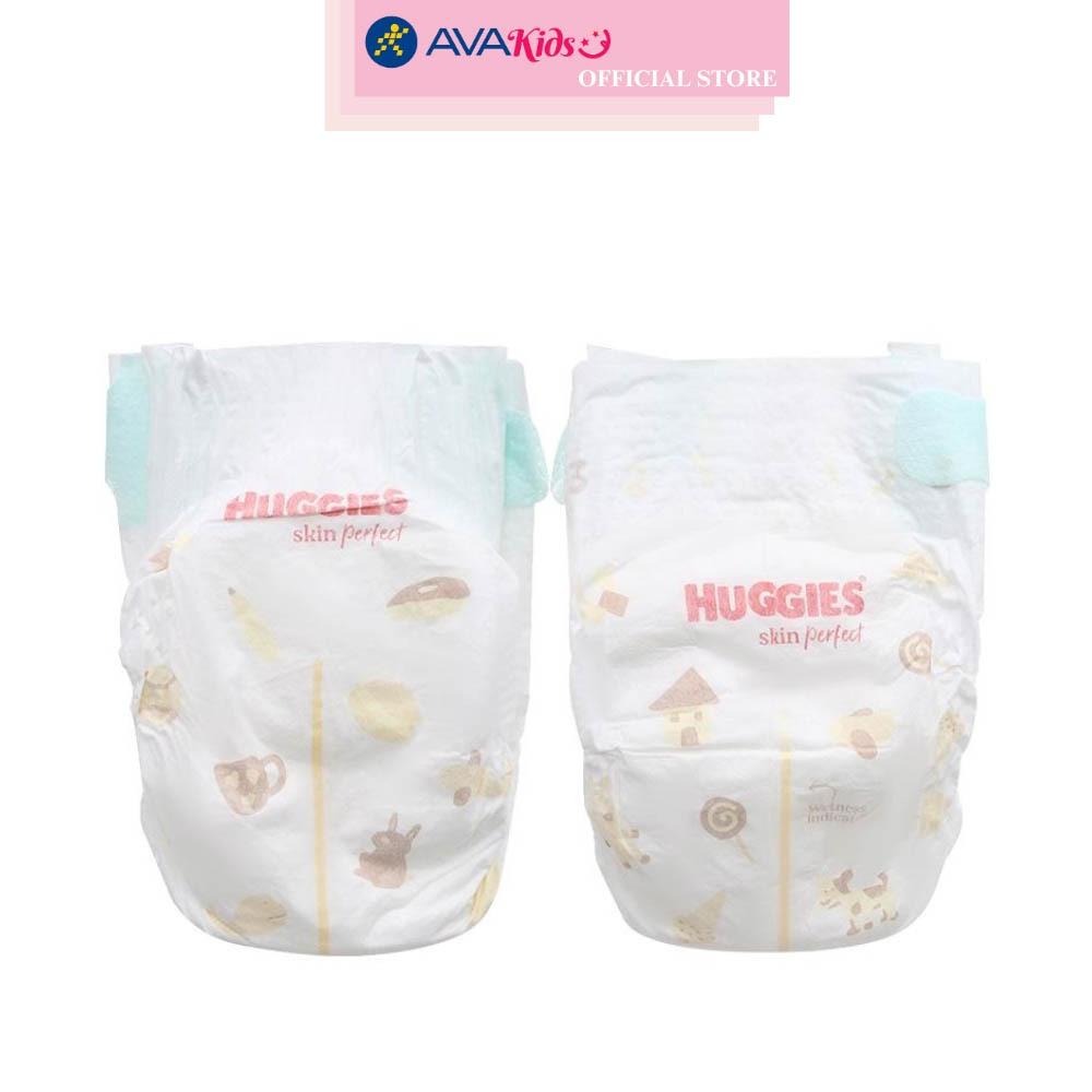 Tã dán Huggies Skin Perfect size S 54 + 6 miếng (4 - 8 kg) - Giao bao bì ngẫu nhiên