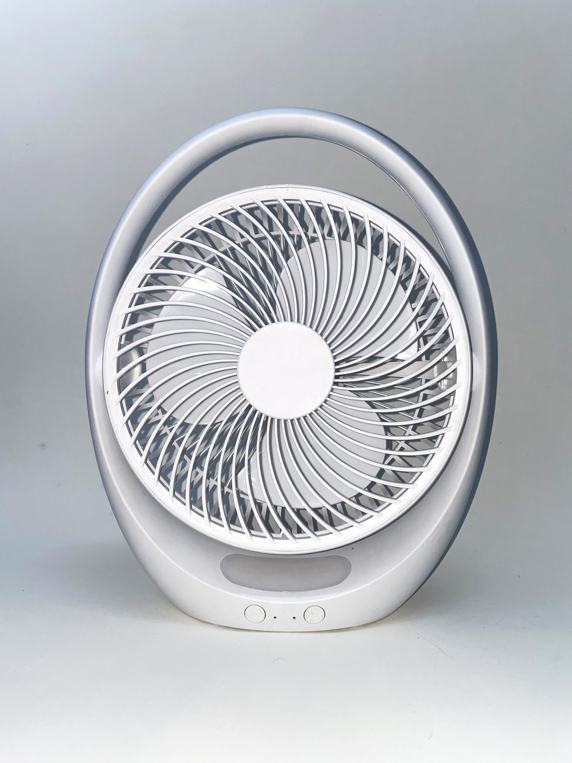 QUẠT ĐỂ BÀN CÓ SẠC TÍCH ĐIỆN ĐÈN LED EERFECT PF-QB2180 công suất 5w bảo hành 6 tháng- Hàng chính hãng