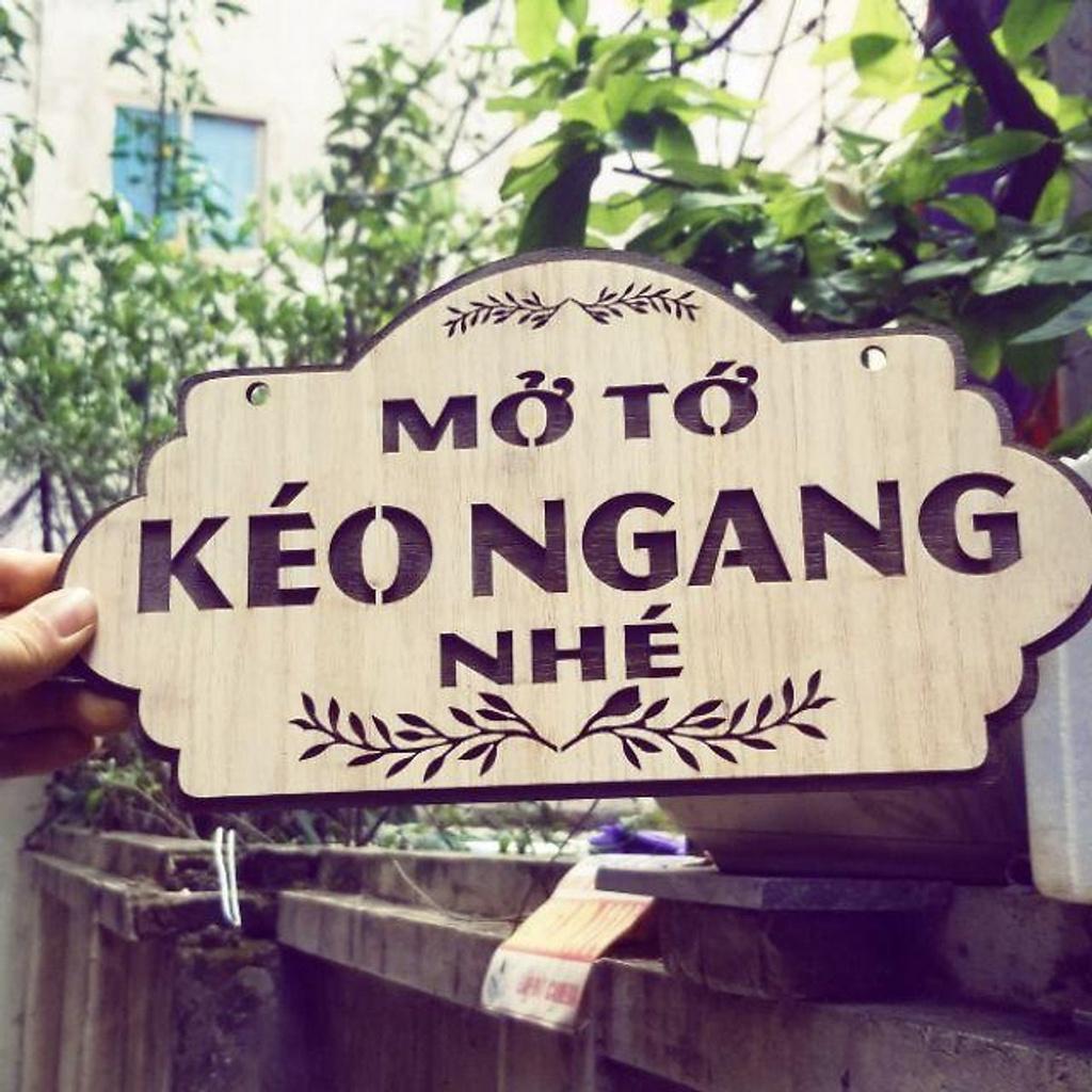 Bảng gỗ cửa kéo ngang