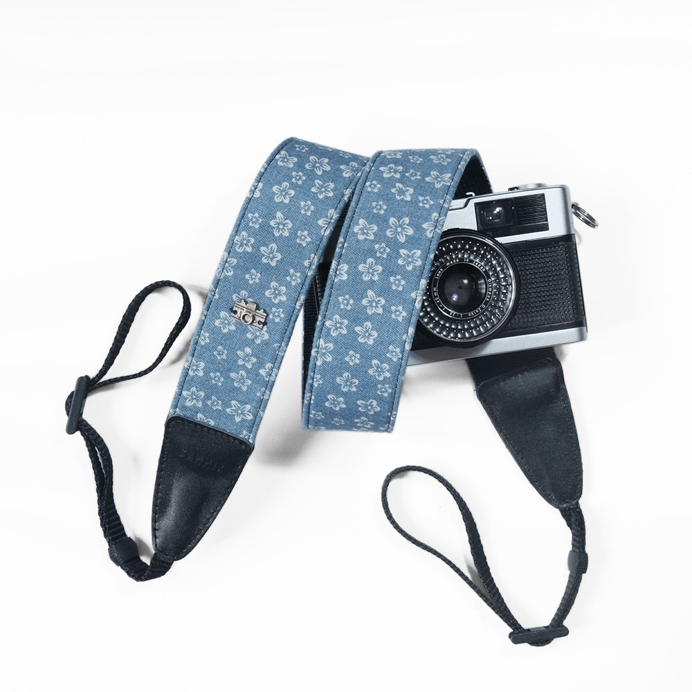 Dây đeo máy ảnh dành cho máy Fujifilm, Canon, Nikon, Sony, Olympus.... - Camera Strap Vintage hoa Made by Cammix - Hàng chính hãng