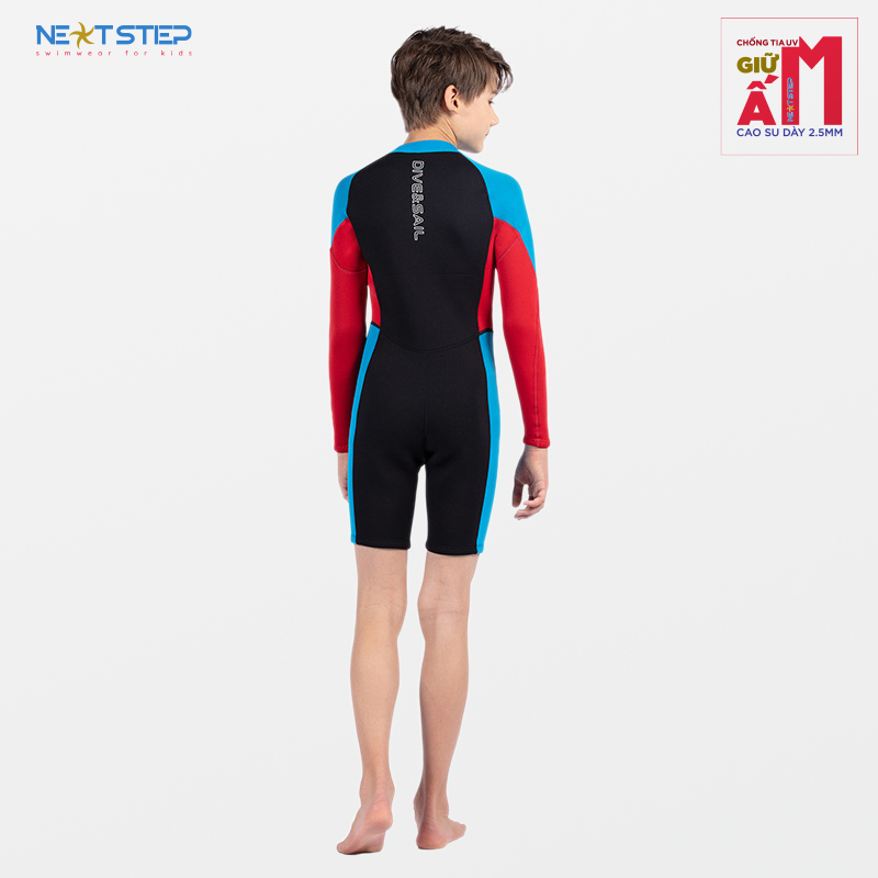 Đồ bơi giữ nhiệt bé trai tay dài chống tia UV chống nước, chất liệu cao su Neoprene dày 2.5mm giữ ấm hiệu quả, size từ 10kg đến 30kg, kiểu dáng liền thân phù hợp cho các bé từ 2 tuổi đến 8 tuổi