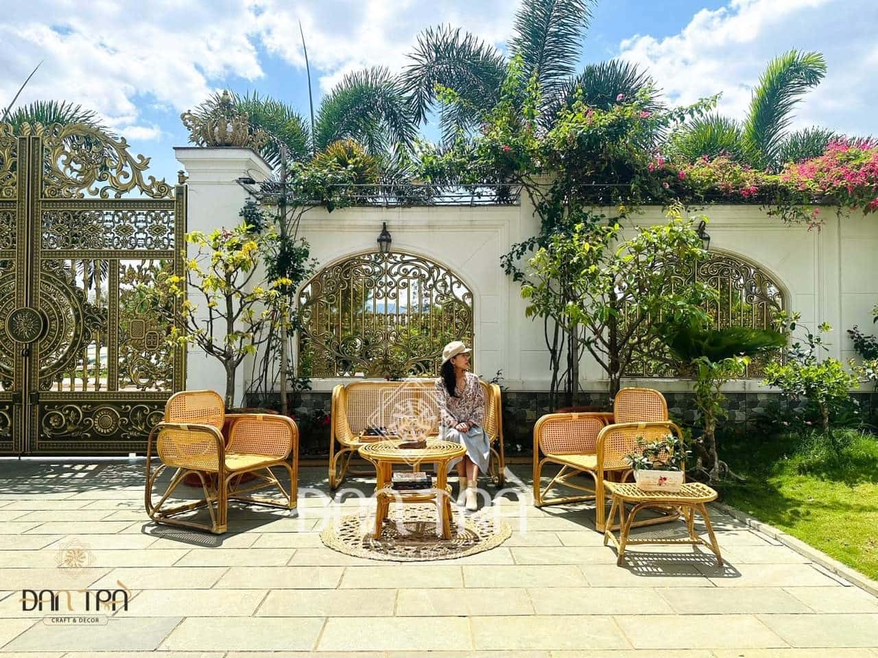 Bộ Bàn Ghế Mây Lưới U Mắt Cáo Vintage Đan Trà- Bộ Bàn Ghế Mây Nhỏ Gọn Thư Giãn Uống Trà- Bộ Bàn Ghế Mây Decor Phòng Khách- Nội Thất Mây Tre Đan Trà