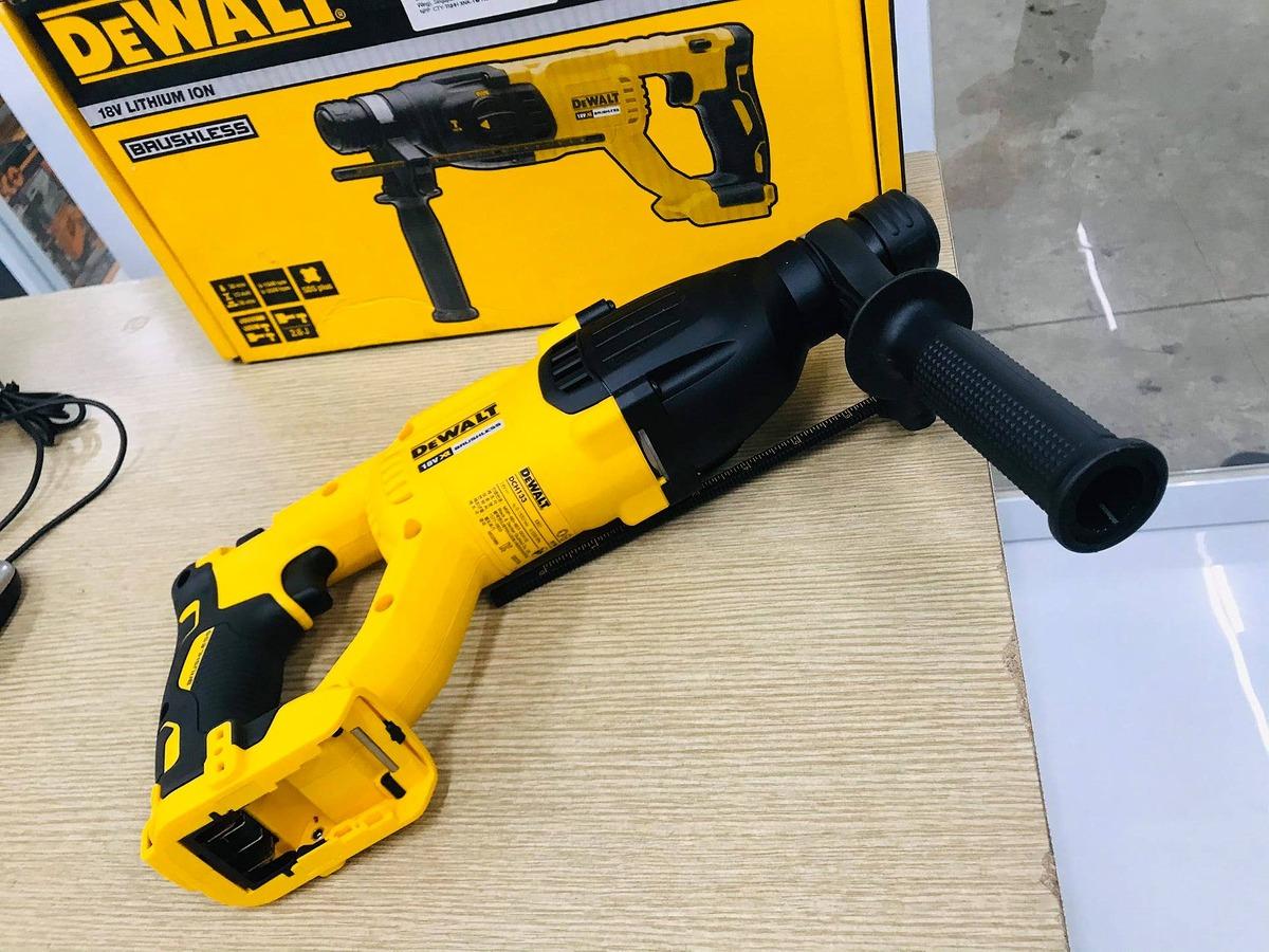 MÁY KHOAN ĐỤC CẦM TAY 18V-BL 3 CHỨC NĂNG DEWALT DCH133D2- HÀNG CHÍNH HÃNG