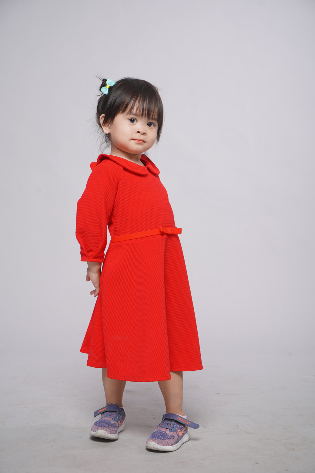 Đầm Bé Gái Ugether UKID223 - Màu đỏ cột nơ eo