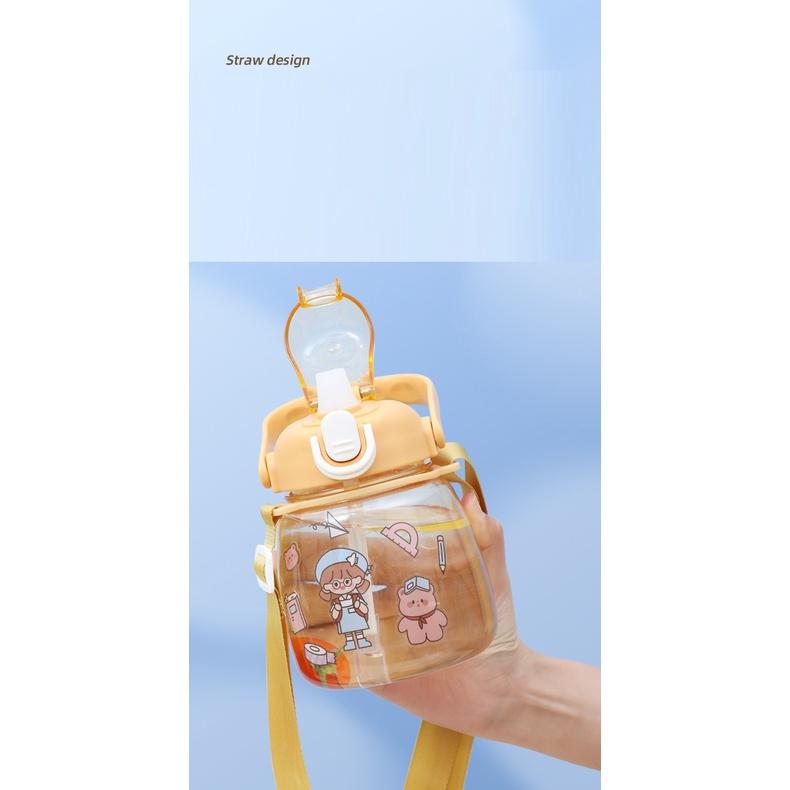 Bình đựng nước 900 ML- Tặng kèm nhiều Sticker