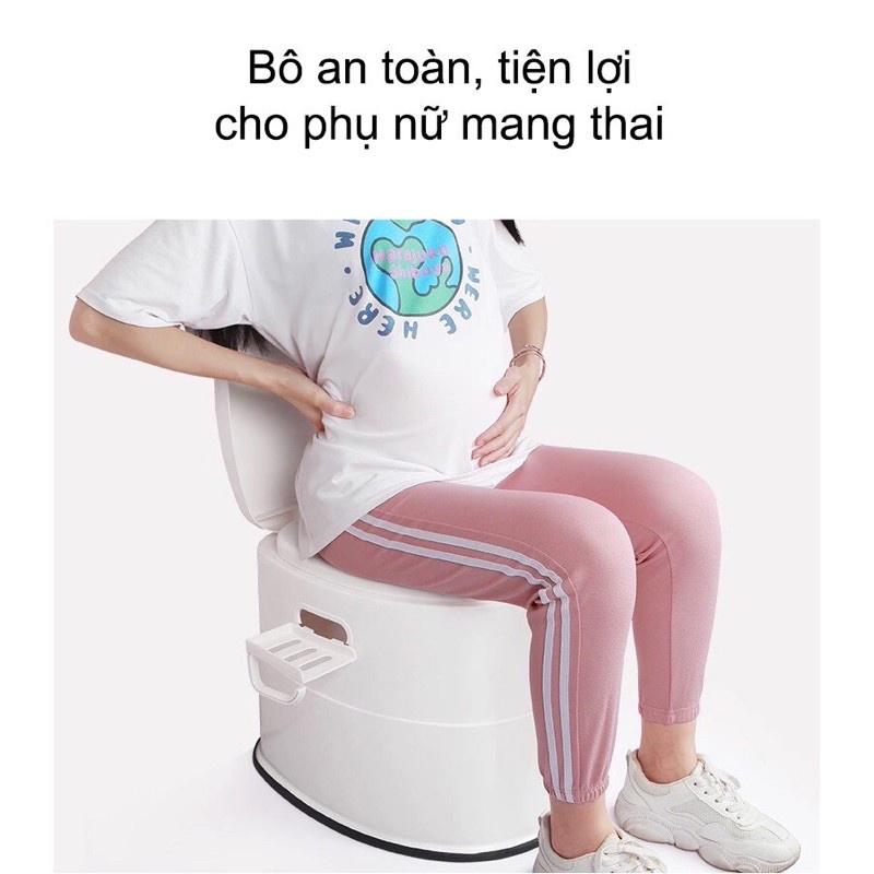 Bô vệ sinh cho người già, người bệnh bằng nhựa cao 40cm, có dải cao su tiện ích