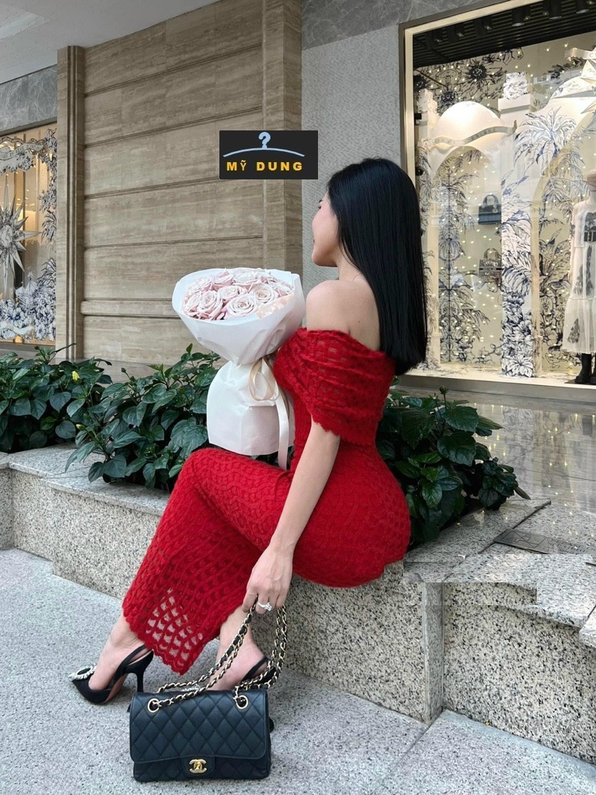 ĐẦM BODY REN TRỄ VAI NƠ CAO CẤP- CHẤT REN XÙ LÔNG NỔI SIÊU MỀM, MƯỢT- CO GIÃN CỰC ĐÃ, HÁCH DÁNG