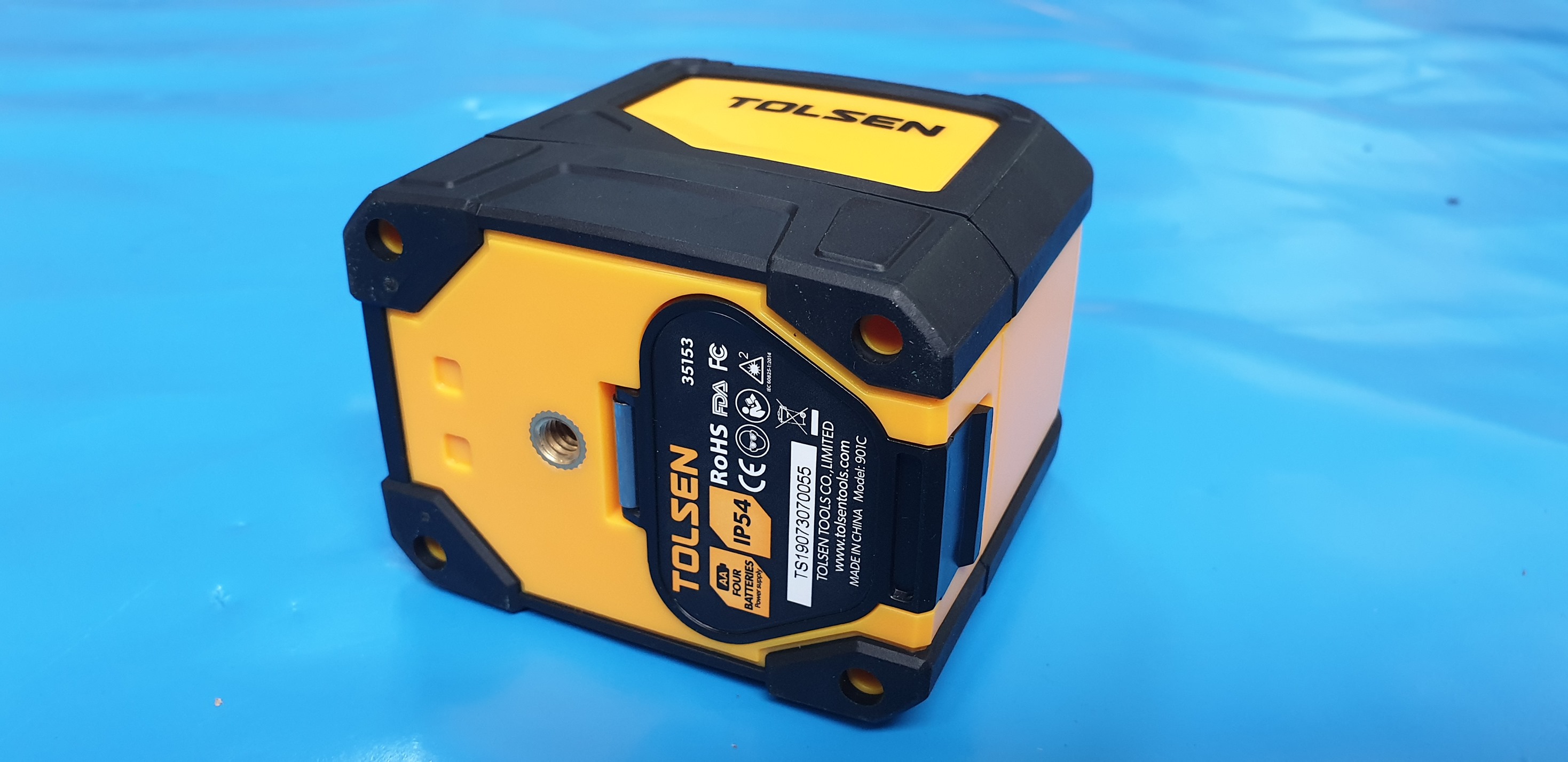 Máy cân mực laser xoay 360 độ Tolsen 35153- Hàng chính hãng