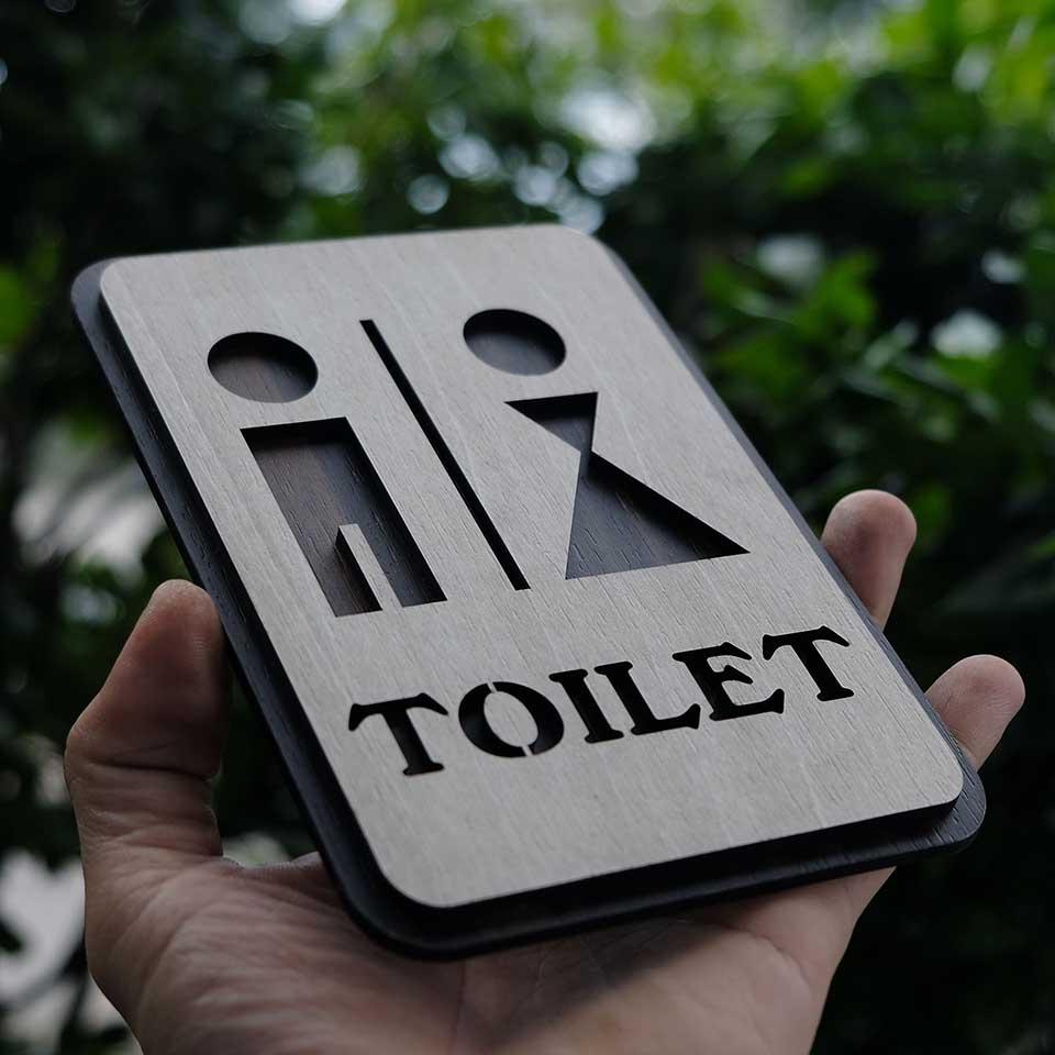 Bảng Toilet Gỗ dán cửa nhà vệ sinh trang trí LEVU TL07