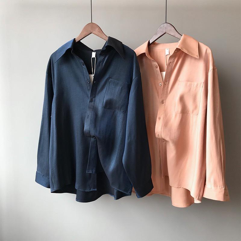 ÁO SƠ MI LỤA SATIN PHẢN QUANG FORM RỘNG
