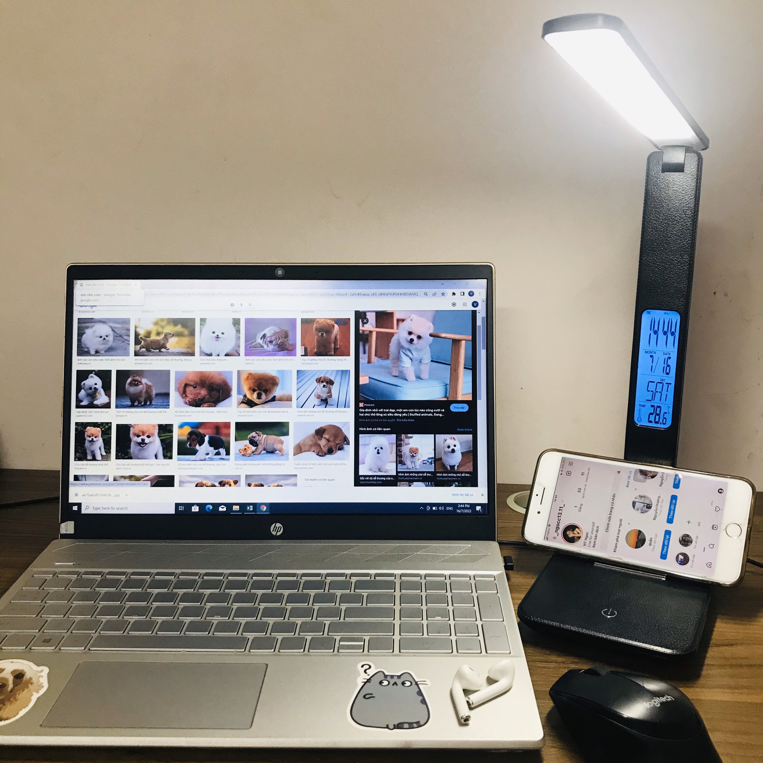 Đèn LED tiết kiệm điện chống lóa, chống cận desk lamp để bàn đọc sách, làm việc tích hợp nhiều tính năng có 3 chế độ điều chỉnh độ sáng và góc độ