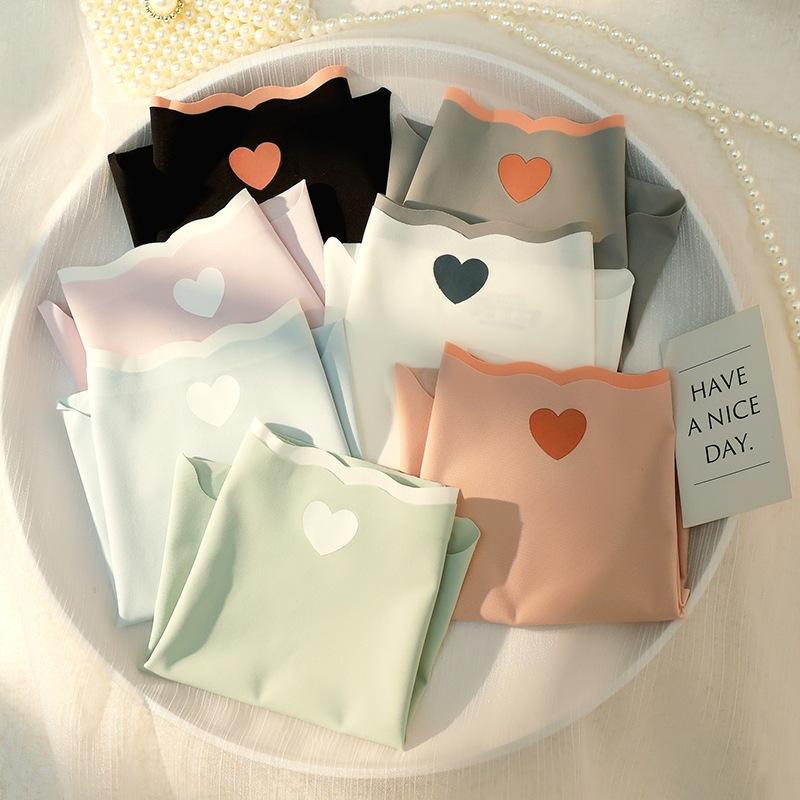 Quần lót nữ đúc su lạnh, HÌNH TIM, vải đẹp, ko đường nay, ko lộ viền, đáy chắcchắn Women Voan có thể giặt máy Đen - Hồng