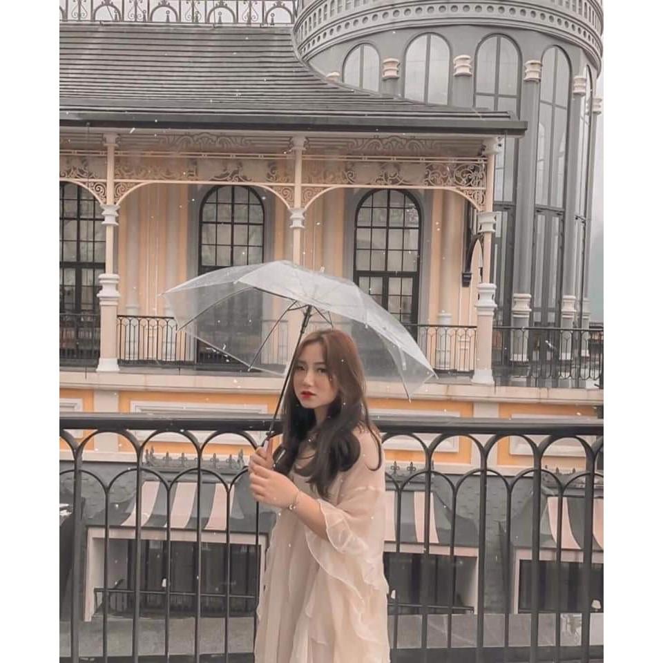 Ô TRONG SUỐT ĐI MƯA - SỐNG ẢO
