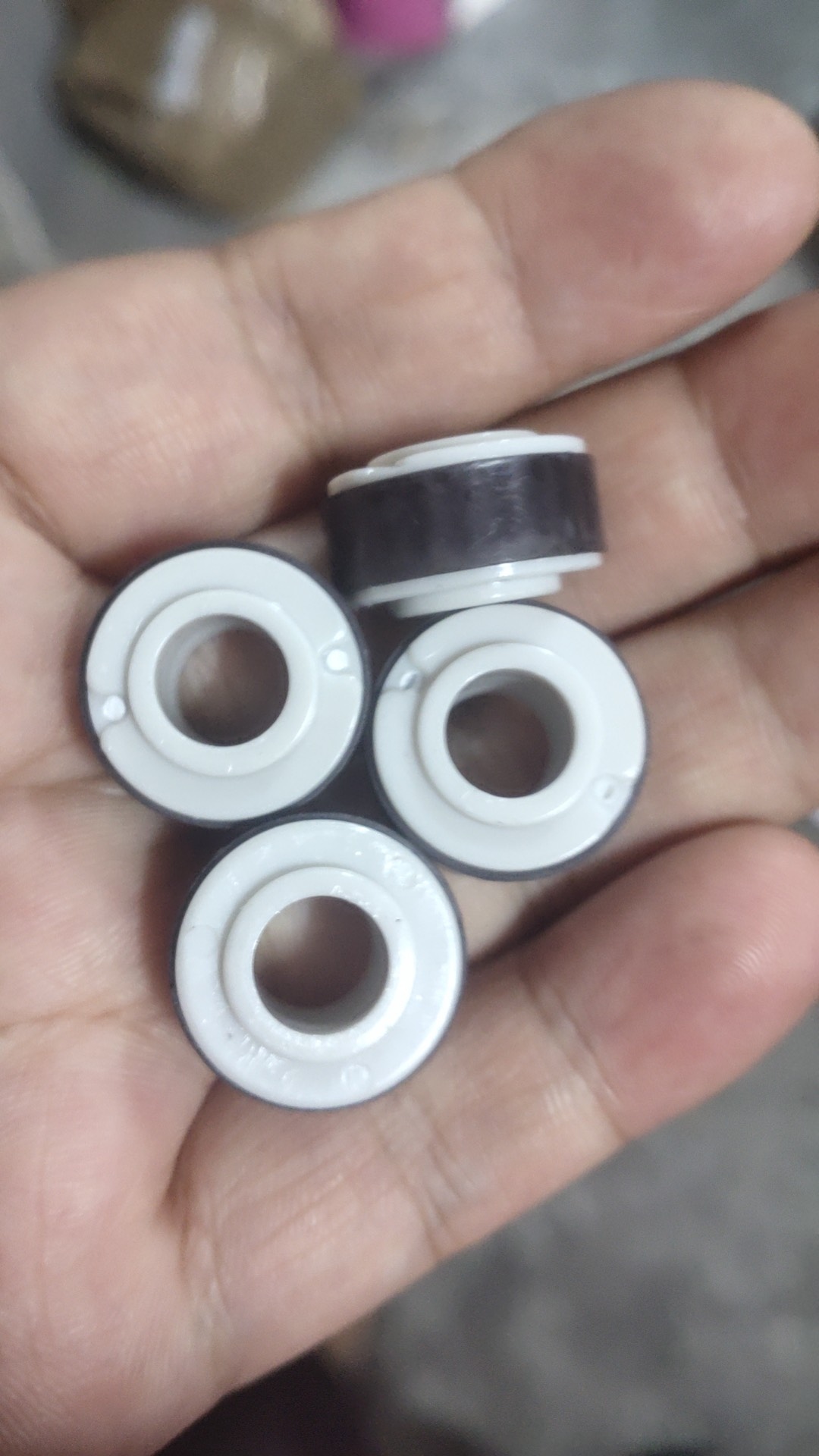 Vòng đệm nam châm cho bánh xe patin phát sáng