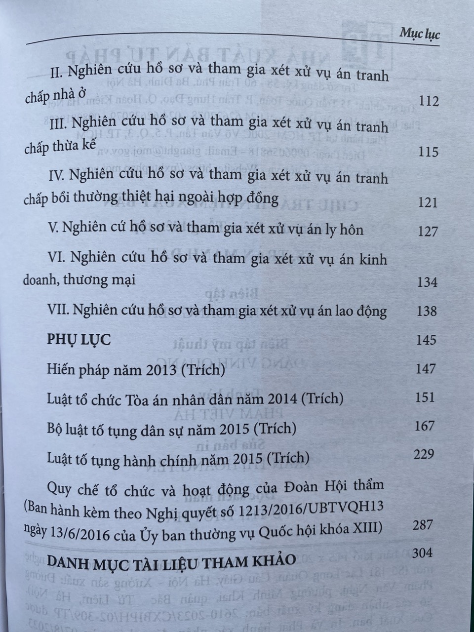 Cẩm Nang Pháp Luật Và Nghiệp Vụ Dành Cho Hội Thẩm Trong Xét Xử Các Vụ Án Dân Sự