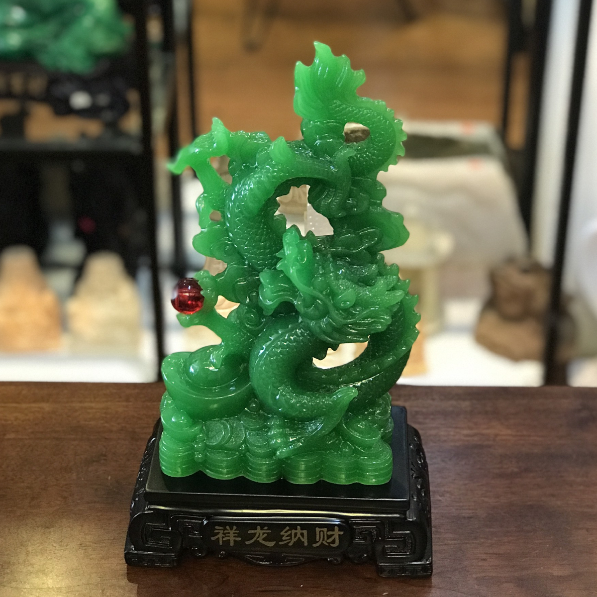 Rồng Phong Thủy Xanh Lục Đứng Kích Thước Trung