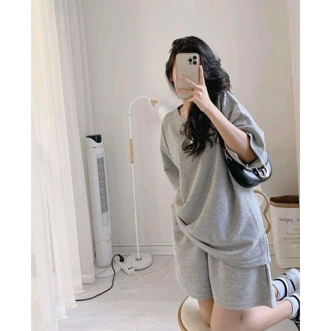 Bộ thể thao nữ mùa hè mặc nhà Form dáng rộng vải Ô xốp mềm mát màu xám xinh. MET SHOP