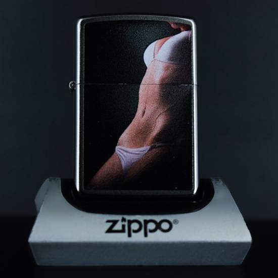 Bật Lửa Zippo 205 Woman In White Bikini