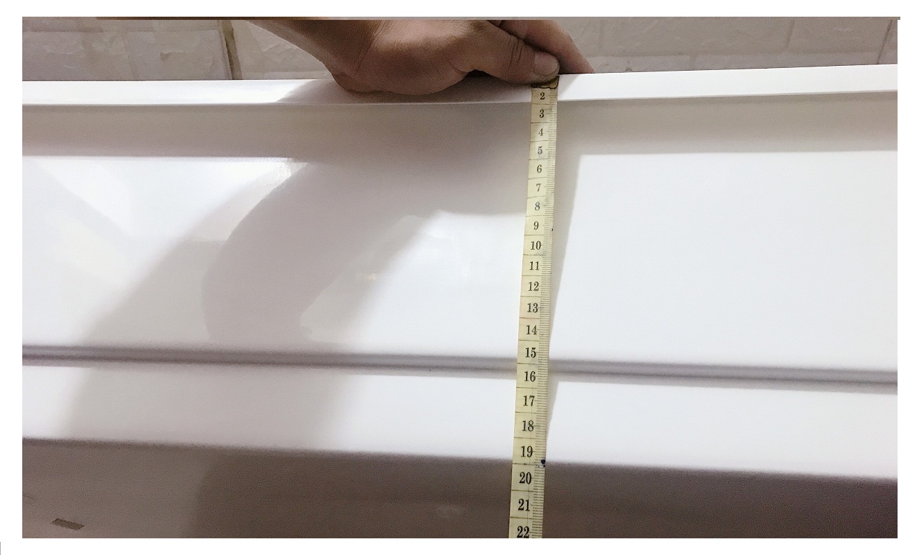 Combo 3 Giỏ Sắt Treo Chậu Hoa Ban Công Hình Chữ Nhật KT 64x21x18Cm - Màu Trắng +3 Chậu/ Khay/ Máng Nhựa Trồng Rau, Trồng Hoa, Cây Cảnh Kích Thước 67X24X19Cm - Màu Trắng